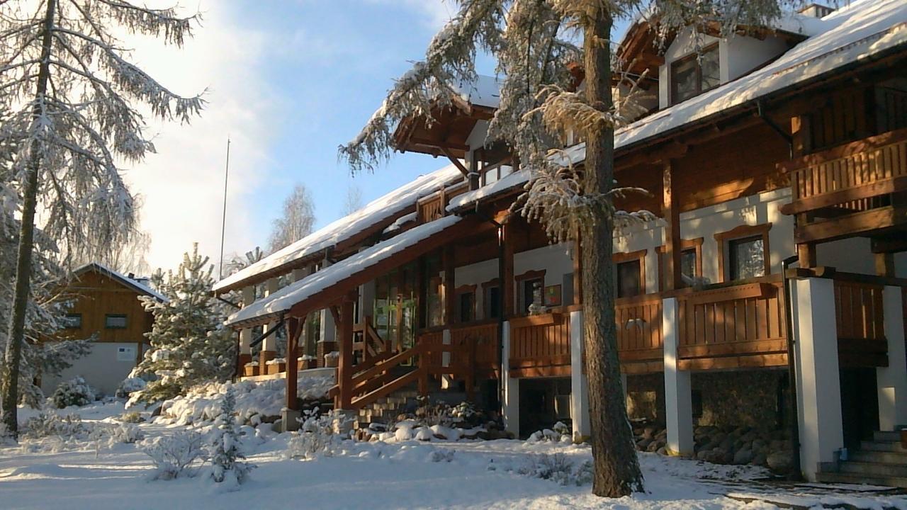 Stajnia Sarnowek Nad Jeziorem Rozany Rozajny Wielkie Buitenkant foto